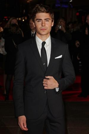 men-in-suits-zac-efron2