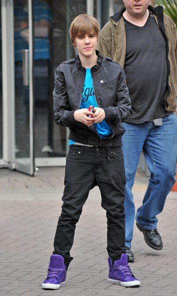 justin bieber outfits for boys. Does Justin Bieber ever wear