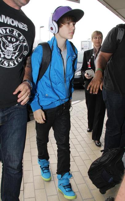 justin bieber jackets for sale. It#39;s Bieber Fever Justin