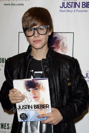 Justin Bieber Jacket For Girls. sensation Justin Bieber