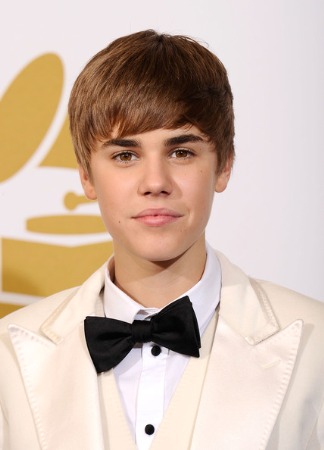 justin bieber black and white 2011. Justin Bieber Teen Fashion