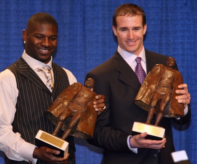 drew brees awards - william payton award 2007 with San Diego Chargers running back LaDainian Tomlinson