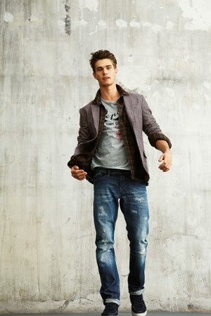 replay jeans for men model