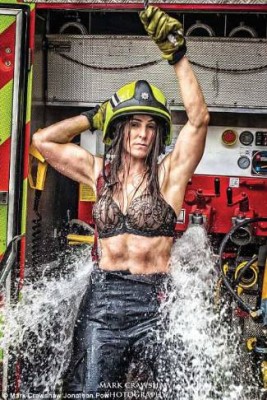 Real Female Firefighters Calendar: Around the World | Famewatcher