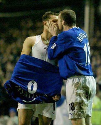 football players kissing - Tomasz Radzinski Wayne Rooney