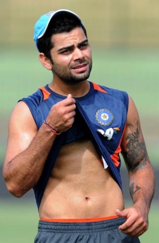 hot shirtless cricket players Virat Kohli 2013 - Washboard abs