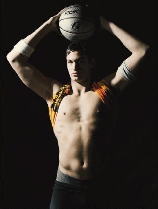 danilo-gallinari-shirtless-underwear-model-nba