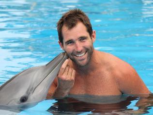 shirtless-ben-ross-south-sydney-with-cute-dolphin