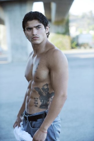 miguel-gomez-shirtless-the-strain-actor-tattoos