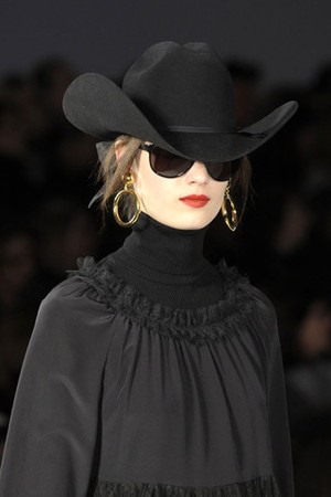 moschino cowboy hat for girls