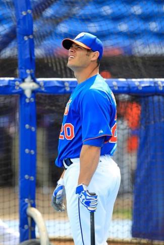 anthony-recker-booty-sexy