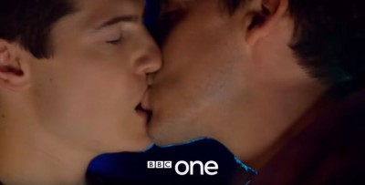 jacob ifan gay kiss