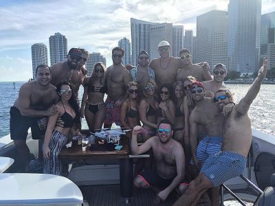 Anthony Rizzo shirtless with the bros - ny 2016 in miami