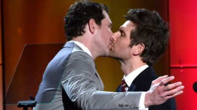 adam scott gay kiss with billy eichner - trevorlive 2014