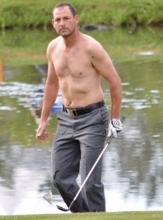 shirtless golfers 2016 - david howell 3