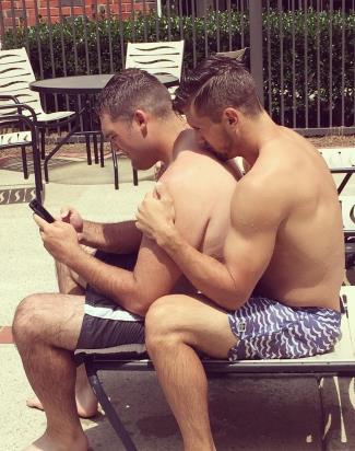 jordan rodgers gay and shirtless