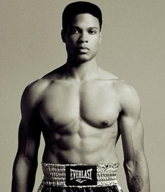 ray-fisher-shirtless-body-fetch-clay-make-man
