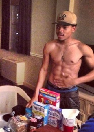 chance-the-rapper-shirtless-abs2