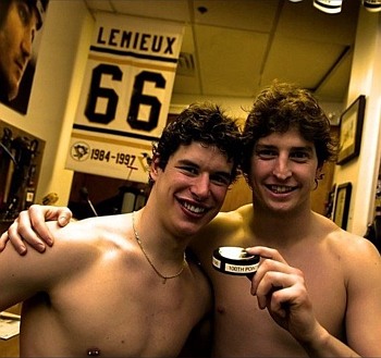 young sidney crosby shirtless with friend