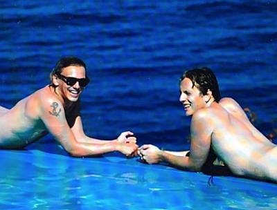 Jamie Campbell Bower gay - with gabriel bruce