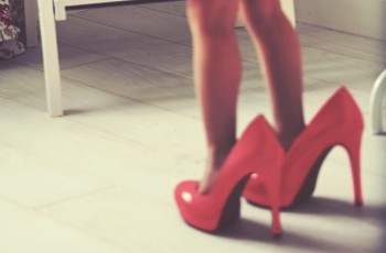 bad side effects of high heeled shoes for young girls