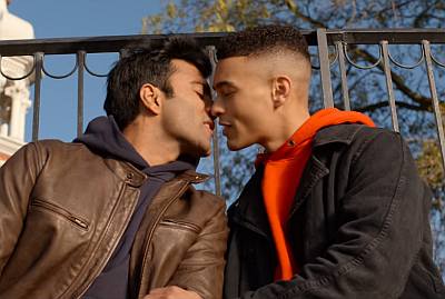 Praneet Akilla gay kiss october faction3