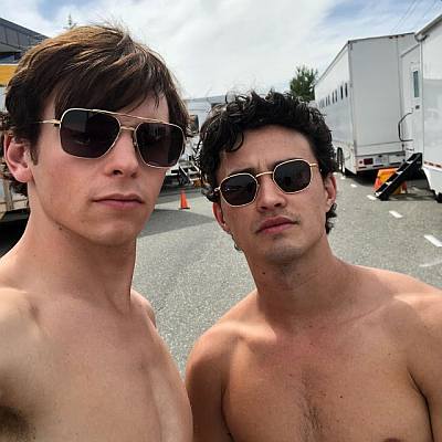 gavin leatherwood shirtless with ross lynch