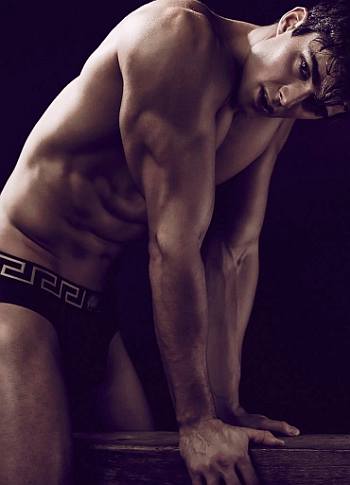 versace male underwear model - Pietro Boselli