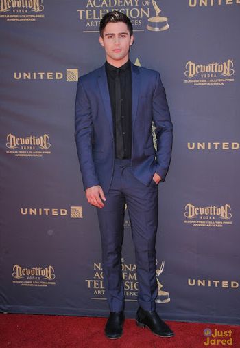 Max Ehrich hot suit and tie daytime emmys 2017