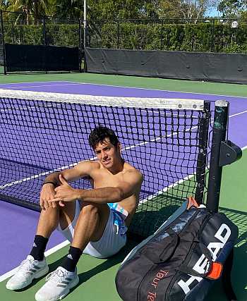 Cristian Garin shirtless tennis player