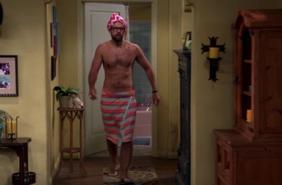 Todd Grinnell shirtless in one day at a time3