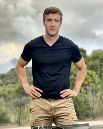 will carr gay or straight - hot abc news correspondent