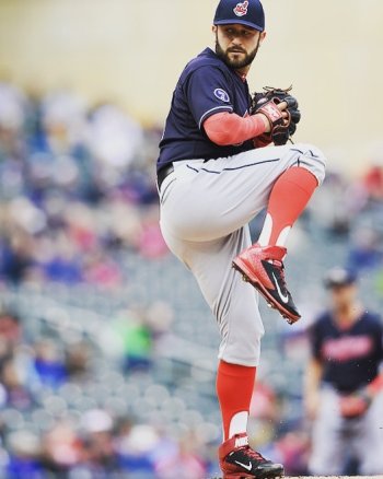 tj house cleveland indians - instagram southpaw4625