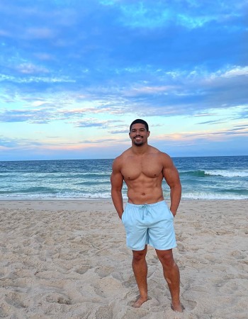 anthony bowens shirtless and hot