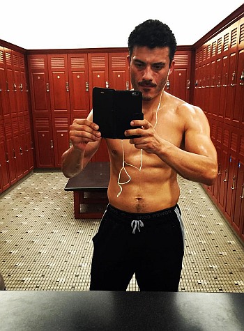 rigo sanchez shirtless workout