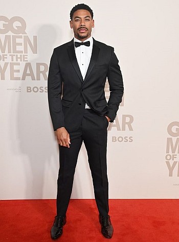 Aaron Pierre hot in suit